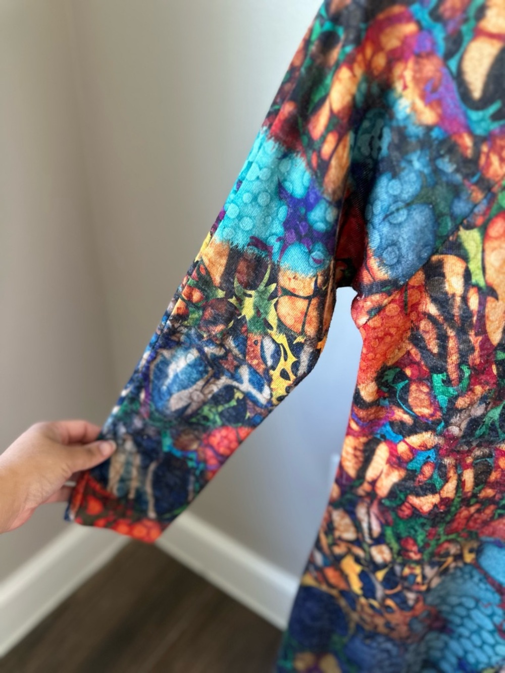 Amma Made Multi-Color Abstract Scoop Neck Tunic in Blue, Orange & Green - Picture 8 of 11